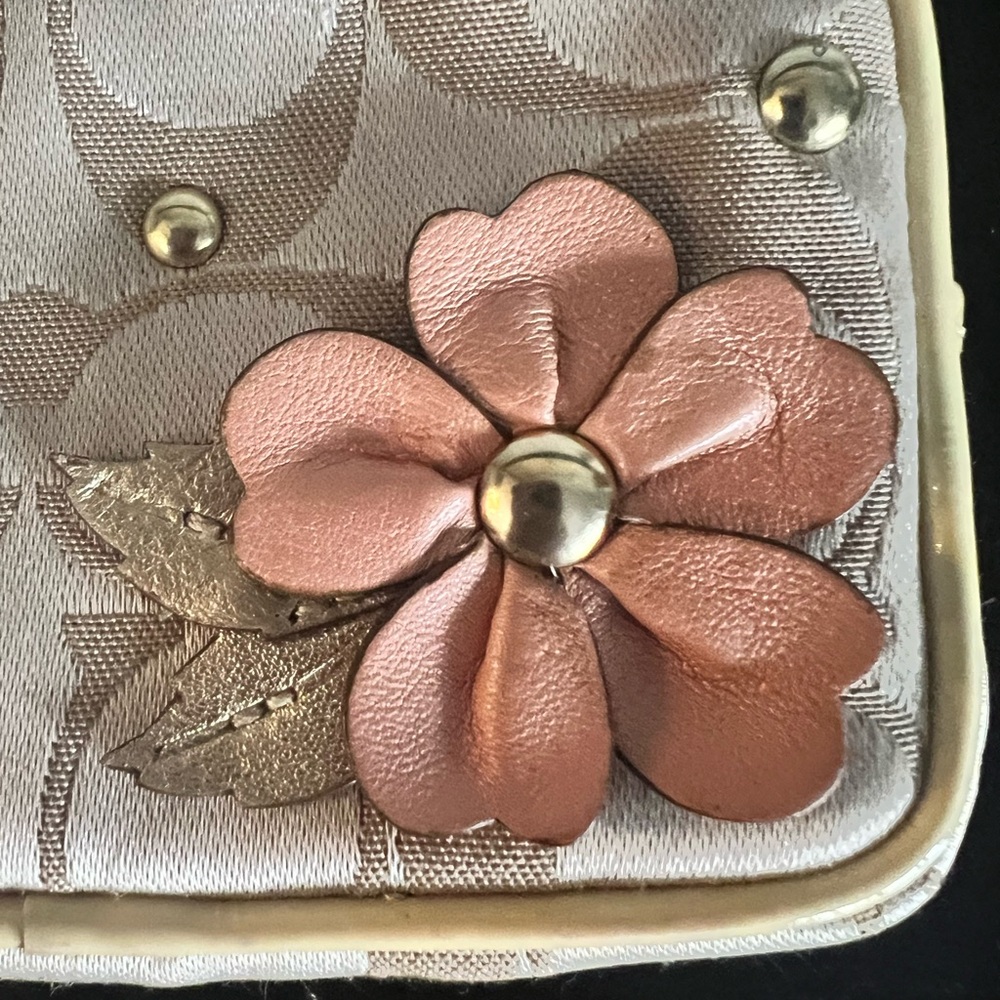 Coach Happy Large Signature Tote & Wallet - Picture 11 of 16